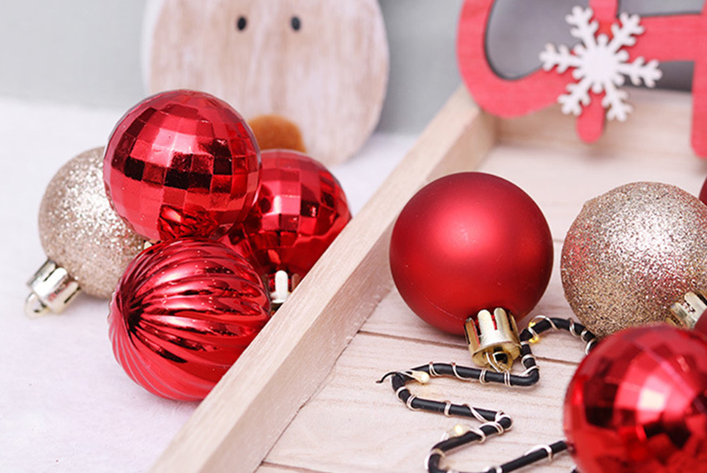 *Special Shaped Christmas Ball Pendant Set
