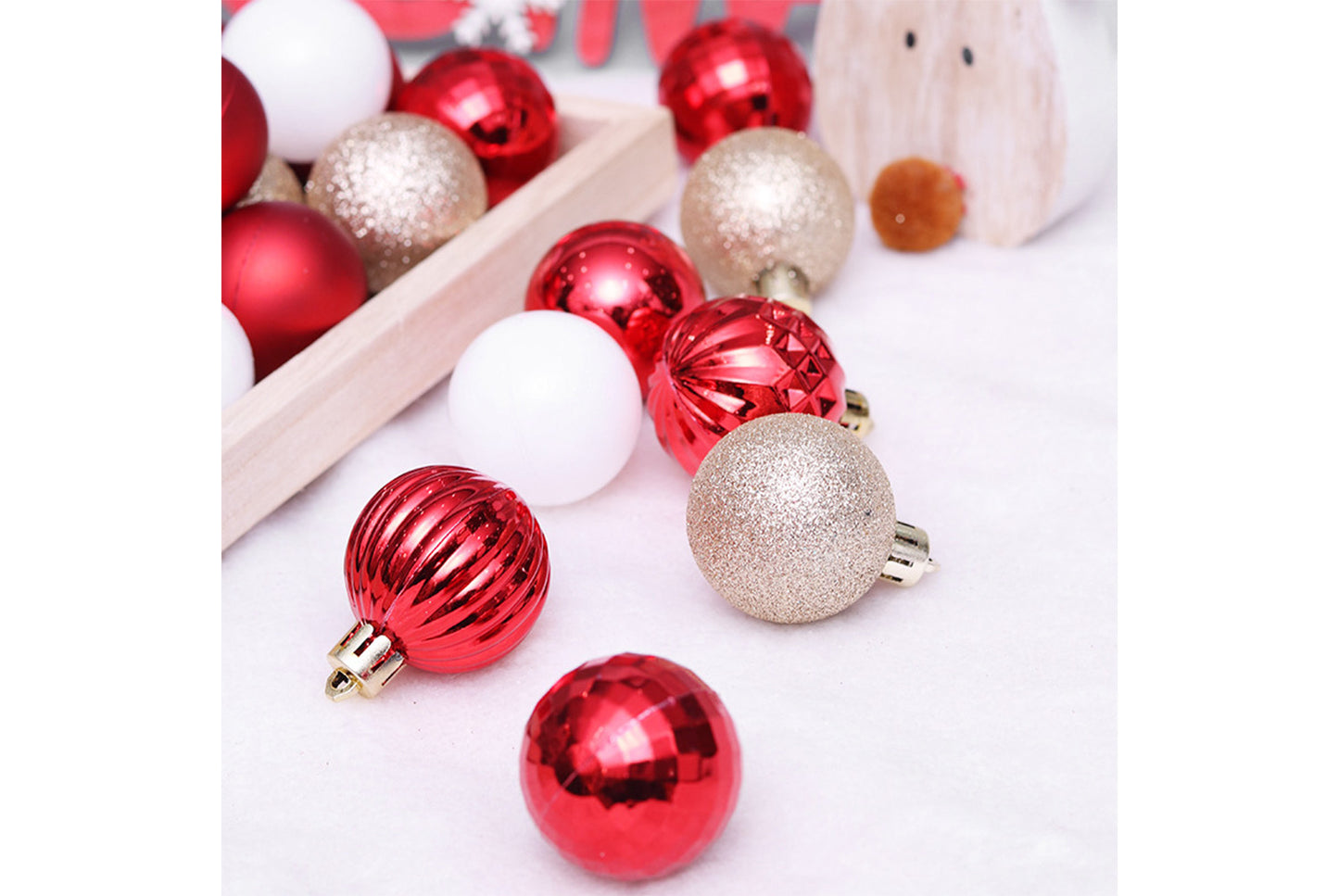 *Special Shaped Christmas Ball Pendant Set