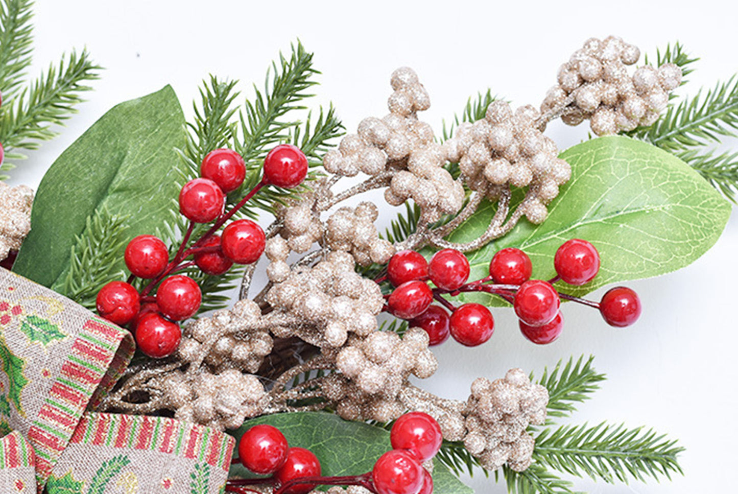 50cm Small Red Fruit PE Christmas Wall-Mounted Upside-Down Tree