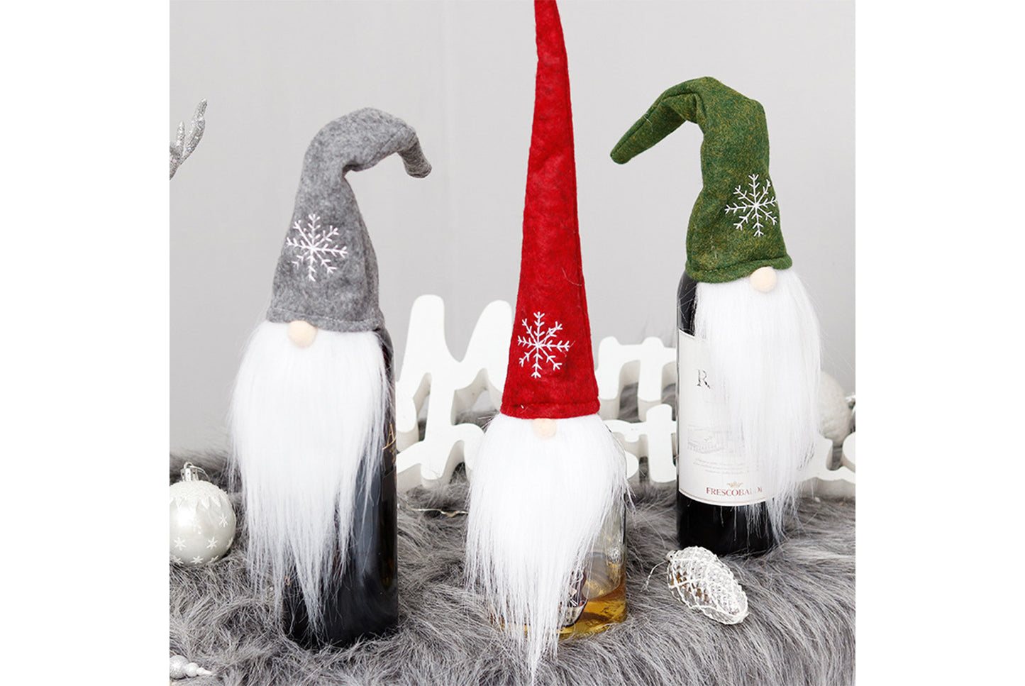 **Nordic Christmas Wine Bottle Cover (Faceless Old Man Snowflake Design)**