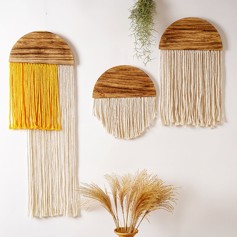 Simple tassel tapestry