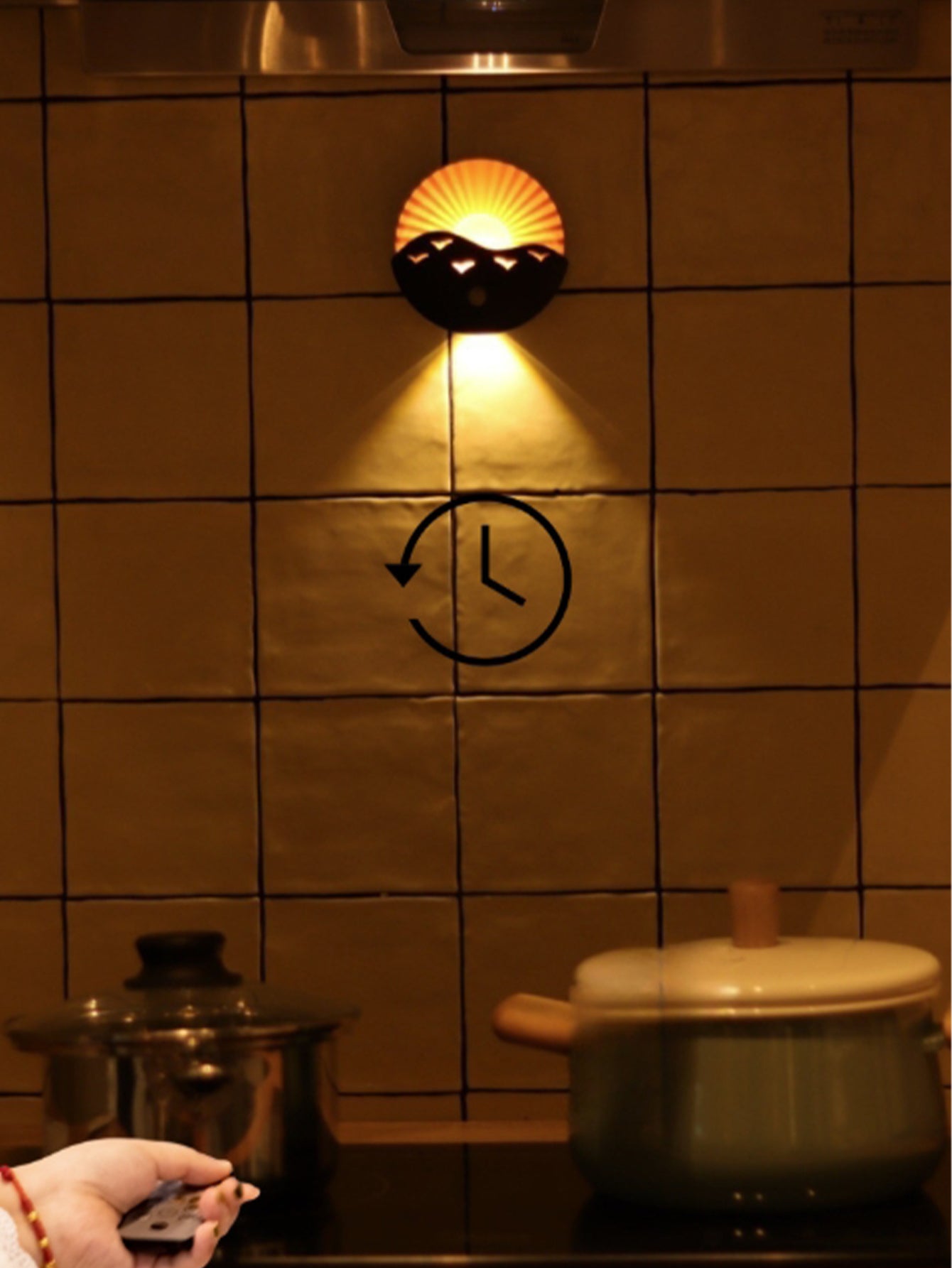 Smart induction doorplate light