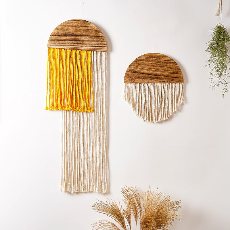 Simple tassel tapestry