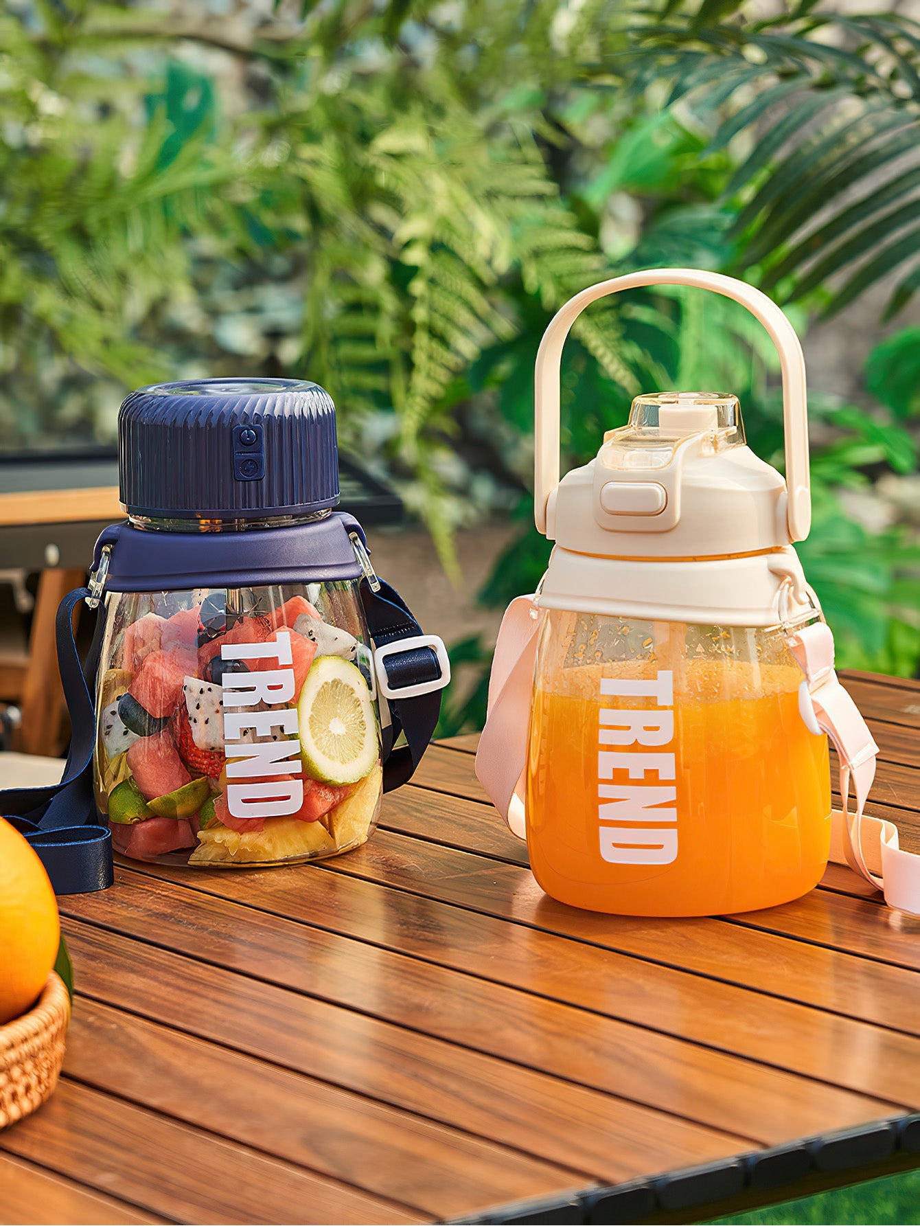 TON TON Cup: Versatile 10-Blade Juicer Jug Portable and large capacity- 2 Colours