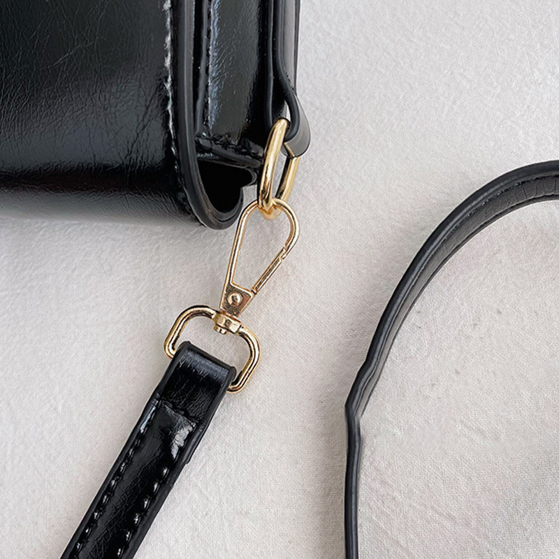 women's fashionable shoulder bag