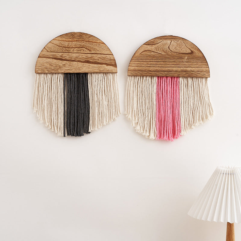 Simple tassel tapestry