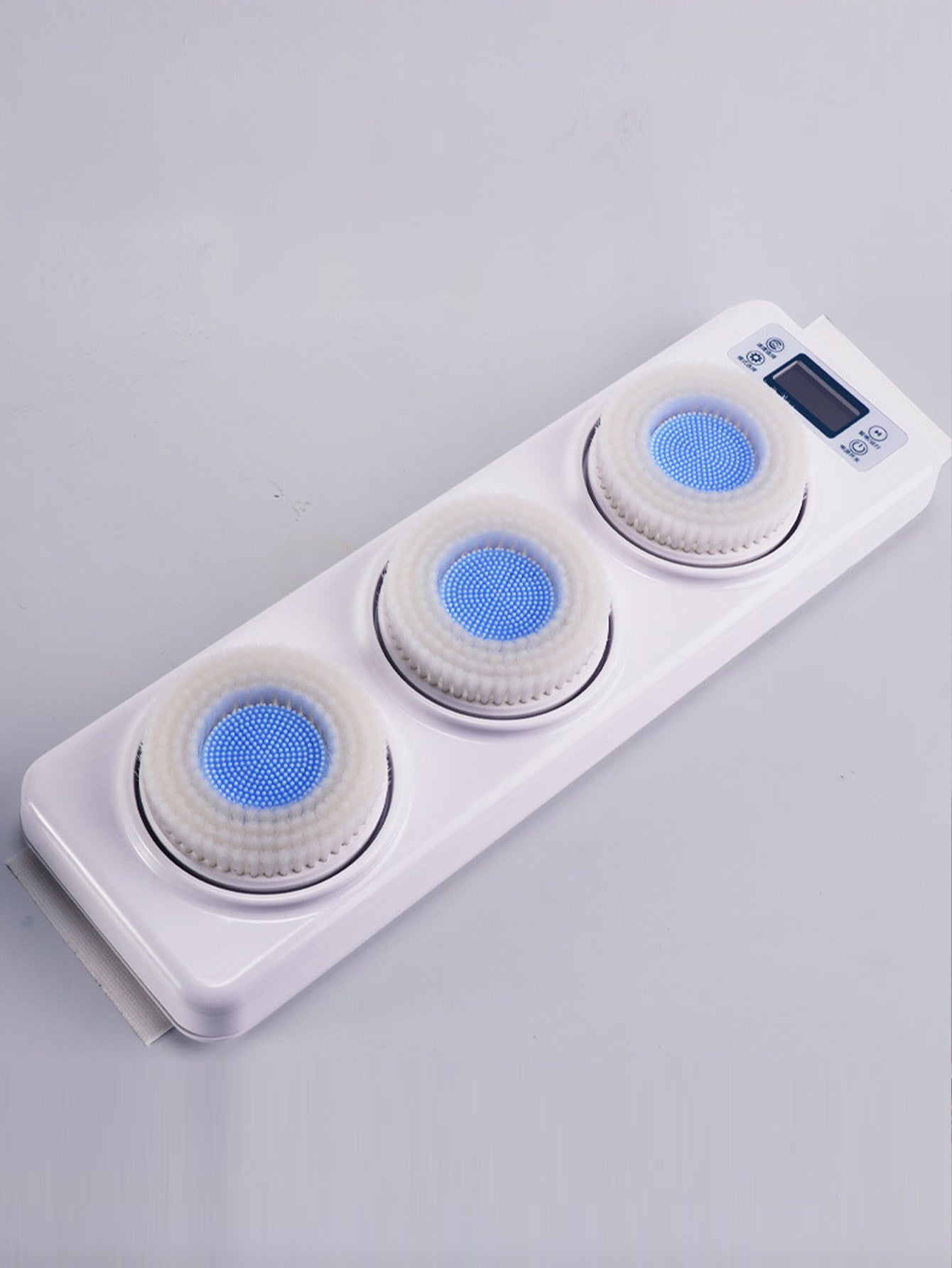 Wall-mounted smart shower machine