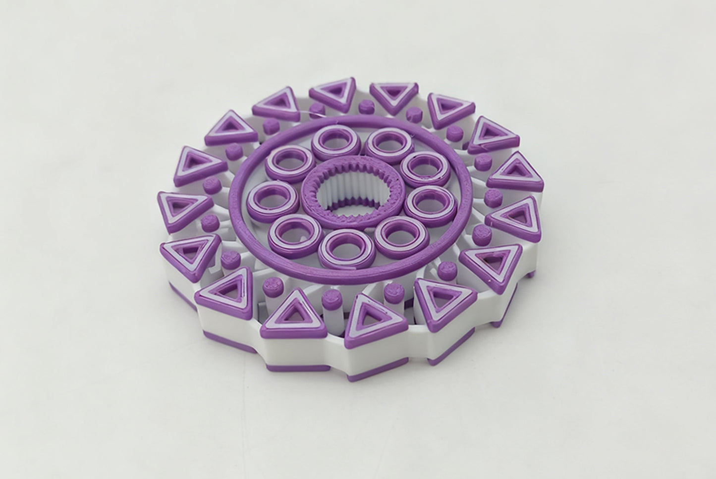 "Sharp Teeth" Stress Relief Spinning Top
