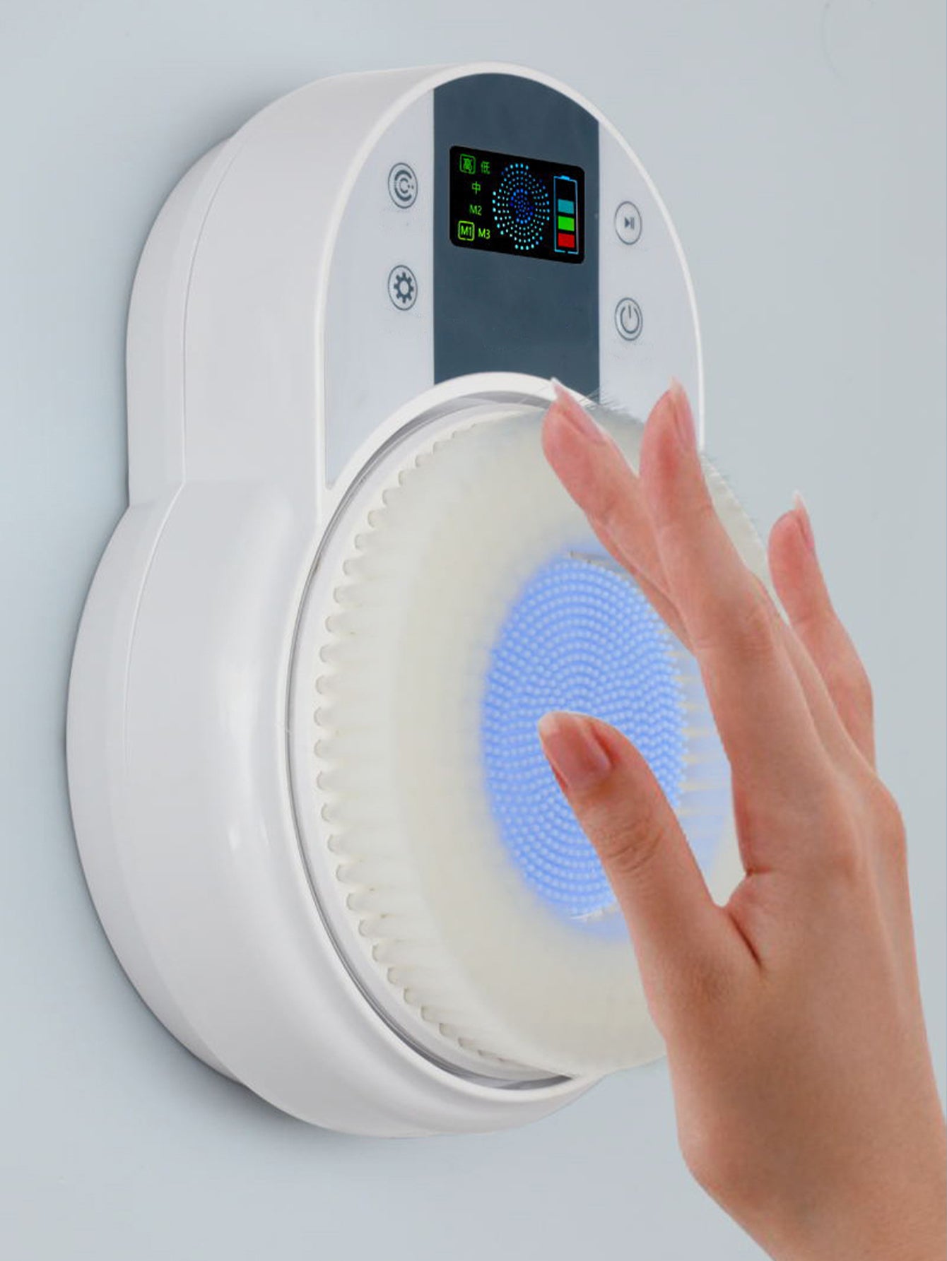 Wall-mounted electric bath scrubber