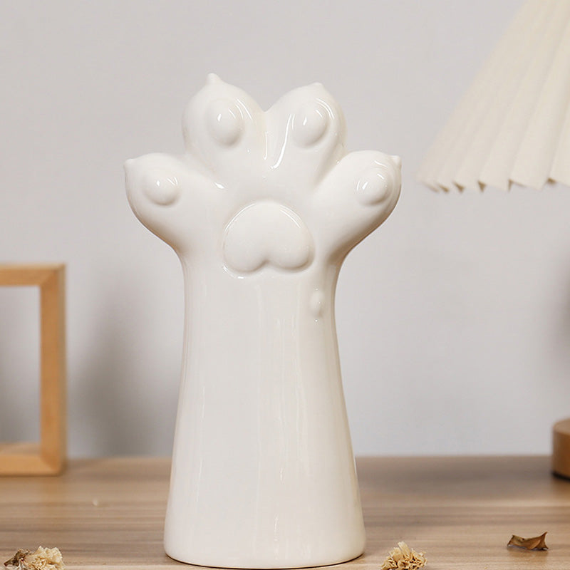 Modern simple ceramic hand shaped vase
