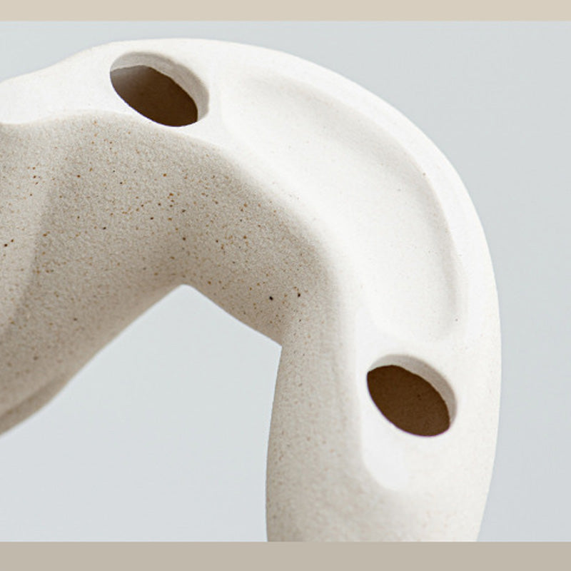 Modern simple ceramic humanoid ornaments