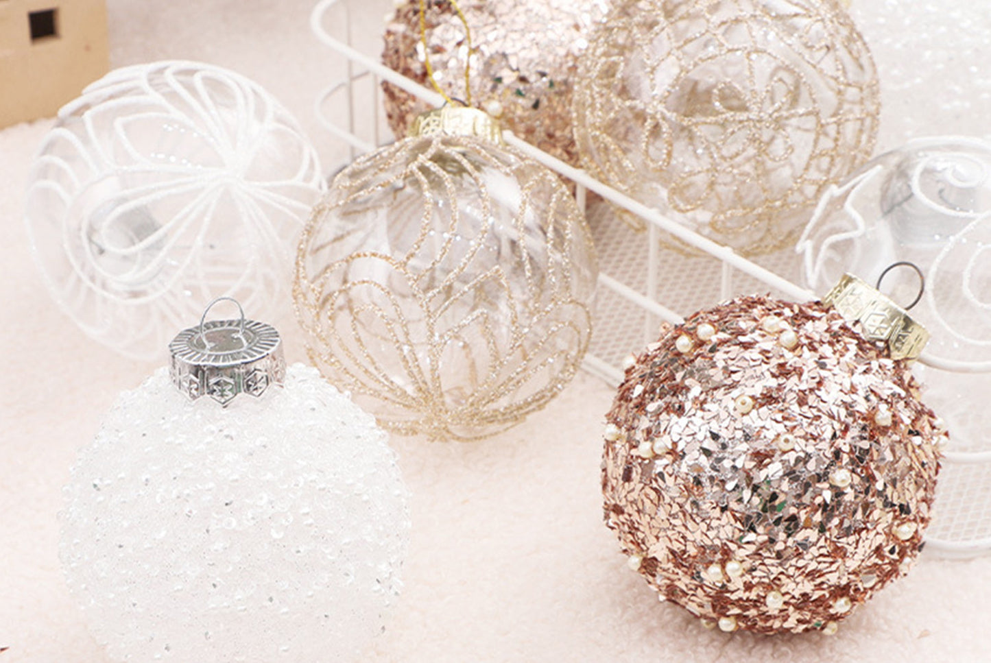 **8cm/6pcs Premium Transparent Painted Christmas Ball Gift Box**