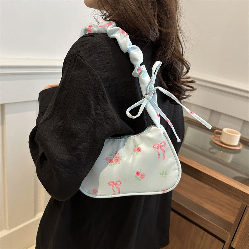 Single shoulder handbag small square bag