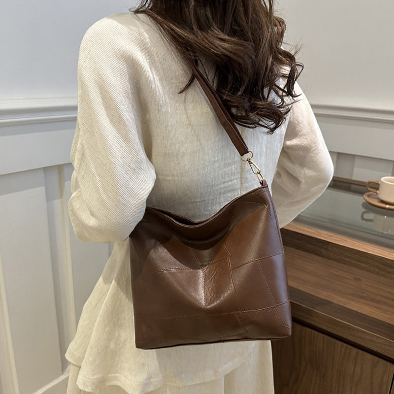 Trendy plaid bag