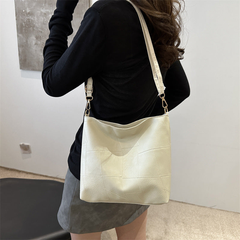 Trendy plaid bag