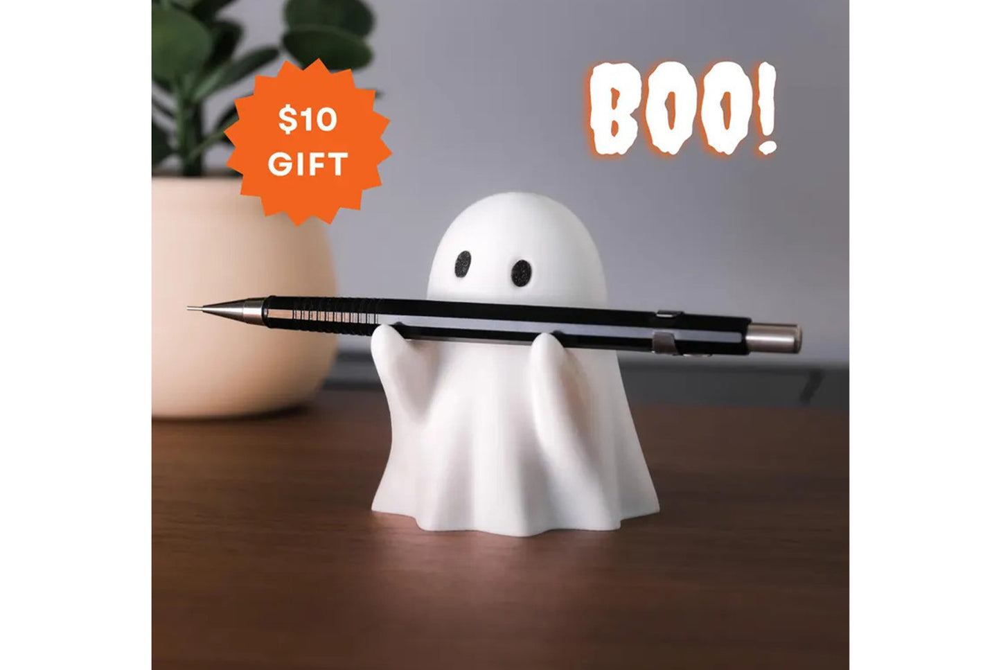 **Ghost Pen Holder Ornament | Resin Desktop Storage Creative Gift**