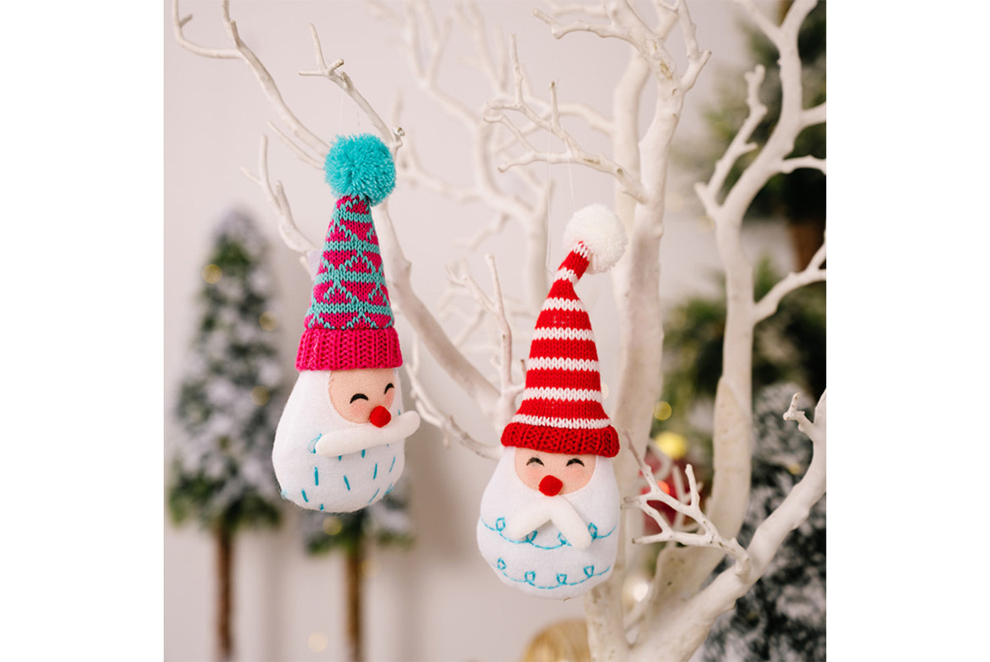 **Christmas Cartoon Striped Pom-Pom Pointed Hat Santa Claus Ornament**