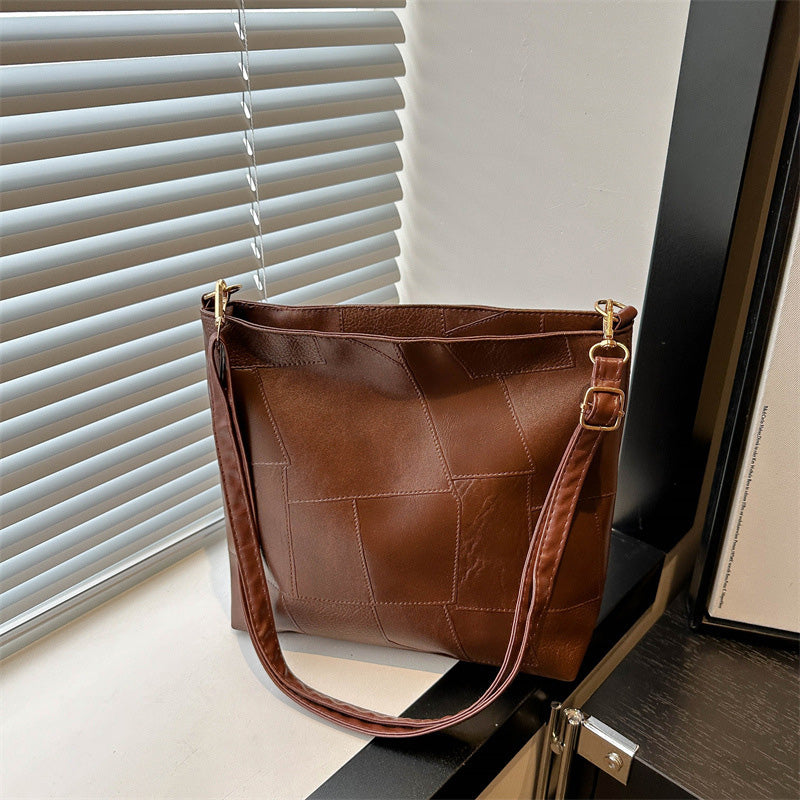 Trendy plaid bag