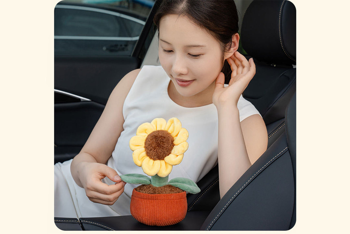 **Car Aromatherapy Plush Toy (Fun Potted Plant Ornament)**