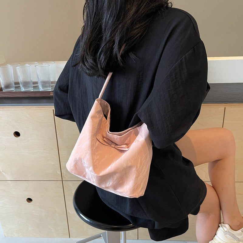 Underarm tote bag