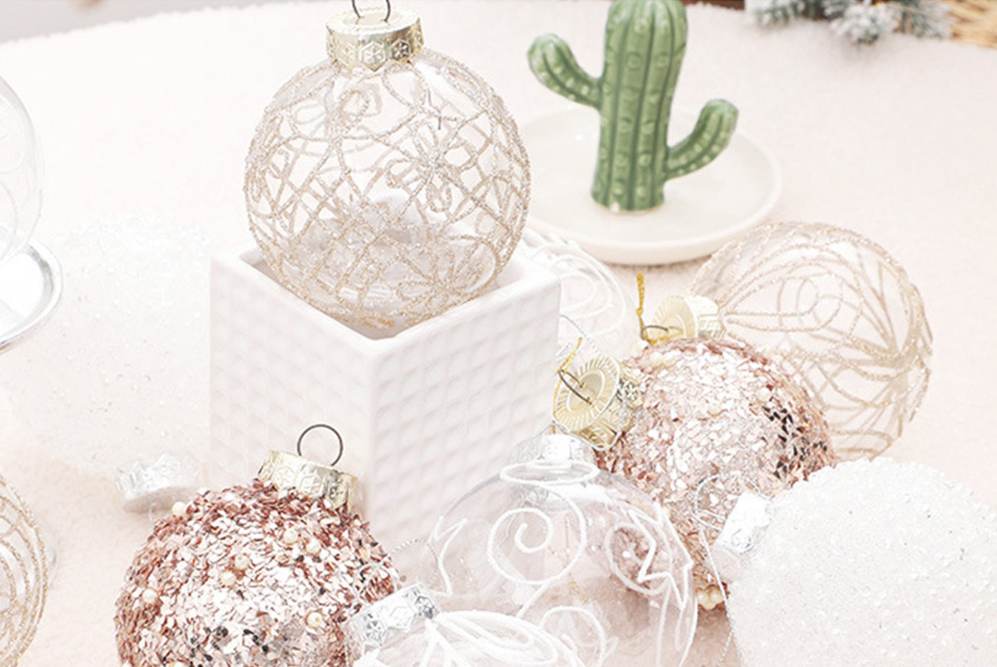 **8cm/6pcs Premium Transparent Painted Christmas Ball Gift Box**