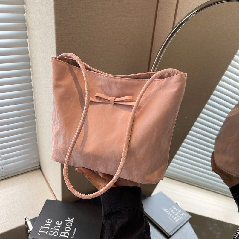 Underarm tote bag