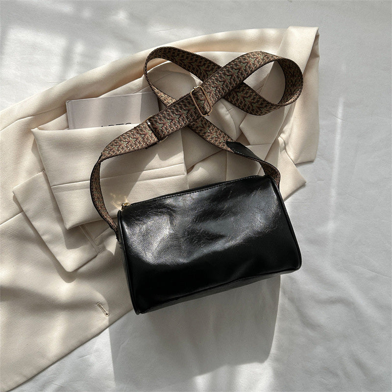 Vintage bucket bag