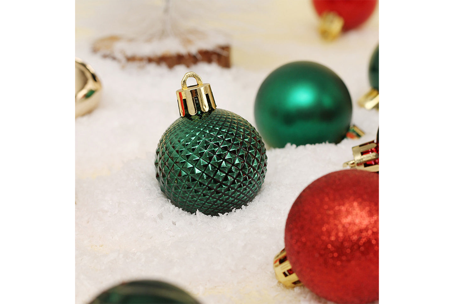 **4cm/34 pcs Tube of Special-Shaped Christmas Balls**