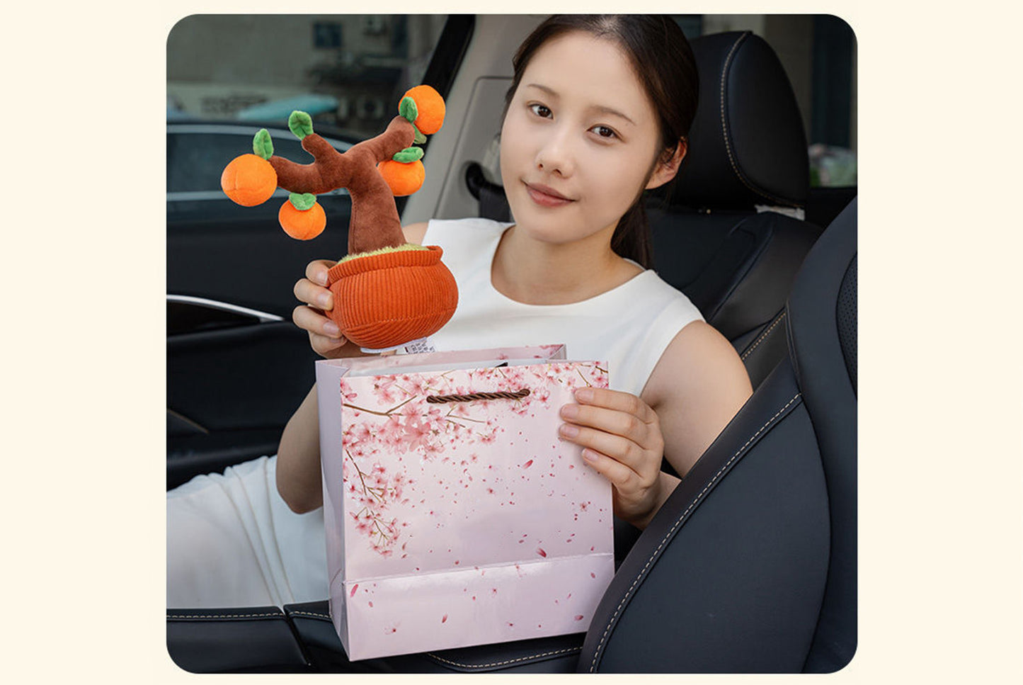 **Car Aromatherapy Plush Toy (Fun Potted Plant Ornament)**