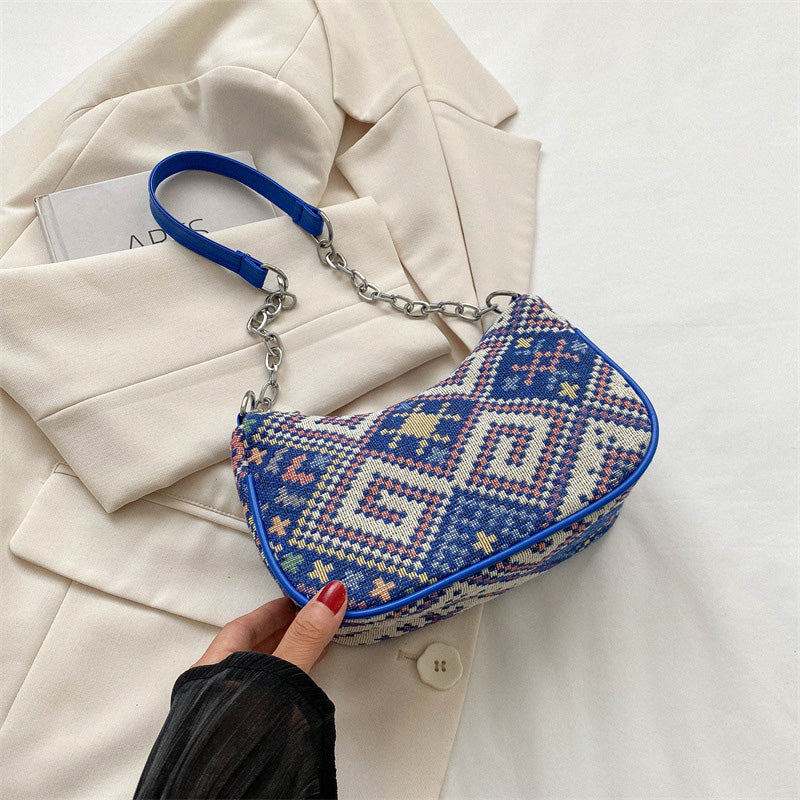 Small square bag under the arm