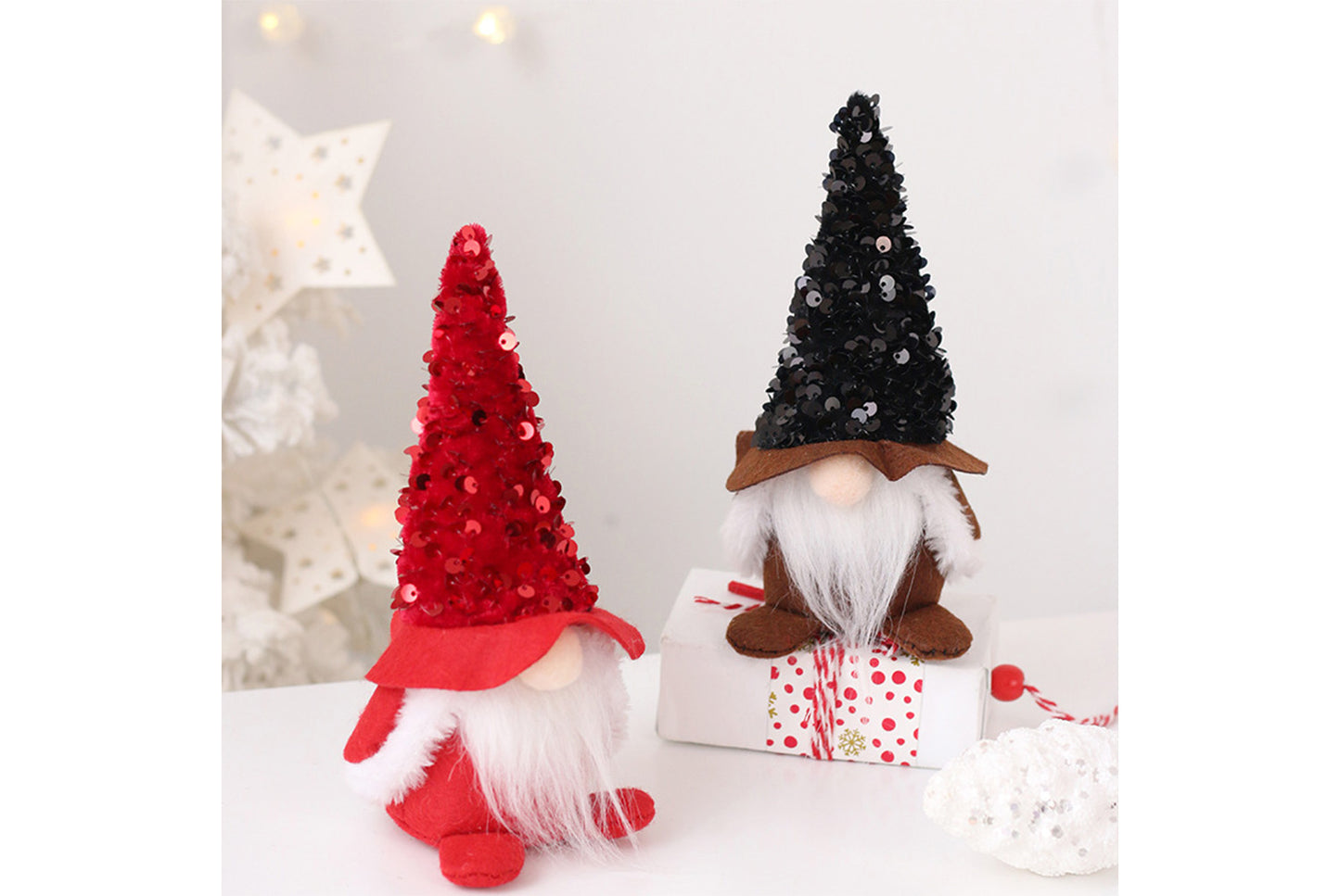 **Sequined Faceless Santa Claus Doll (18*8CM)**