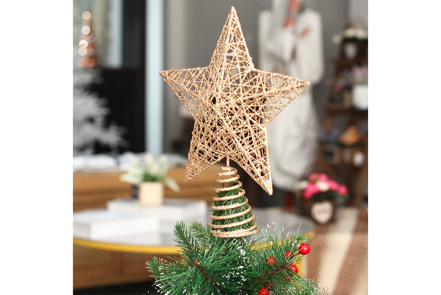 **Wrought Iron Glitter Hollow Treetop Star Ornament**