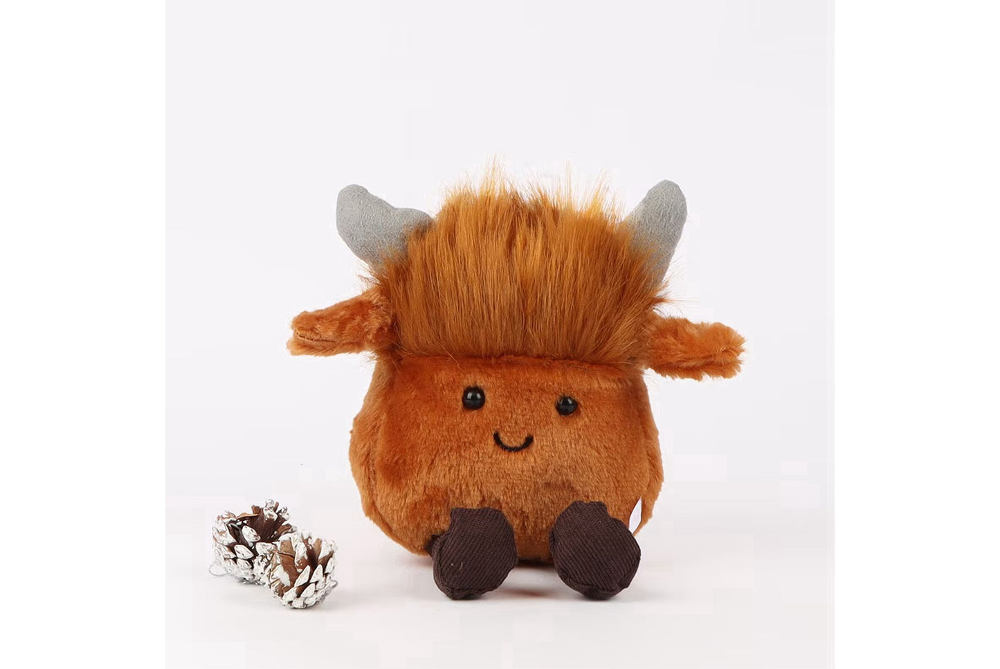 **Highland Cow Plush Doll (Playful Smiling Cow Pendant)**