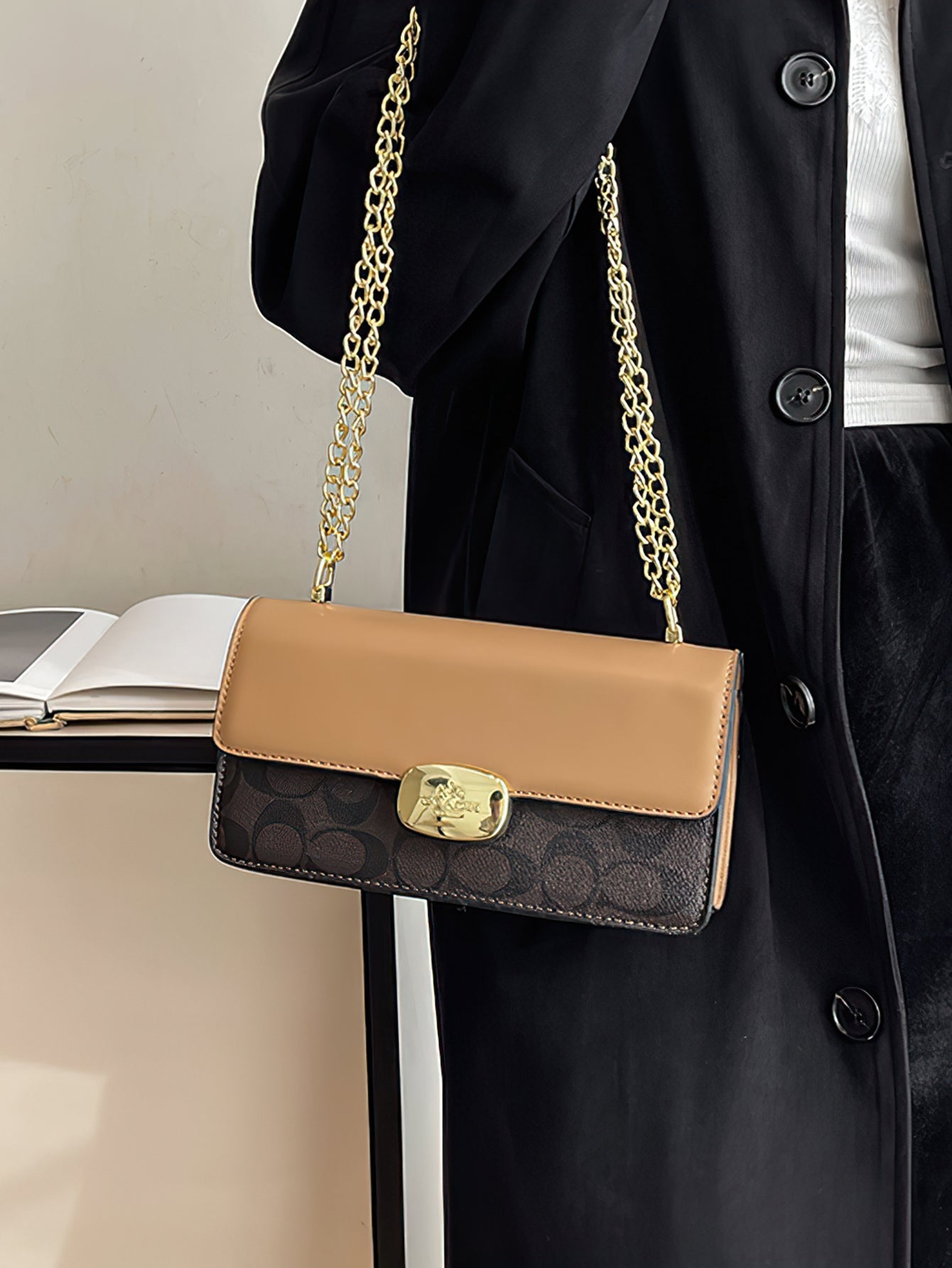 Chic Chain Crossbody Bag: Versatile Mini Square Bag for Effortless Style - 7 Colours