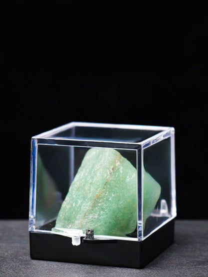 Natural crystal ore specimen collection box