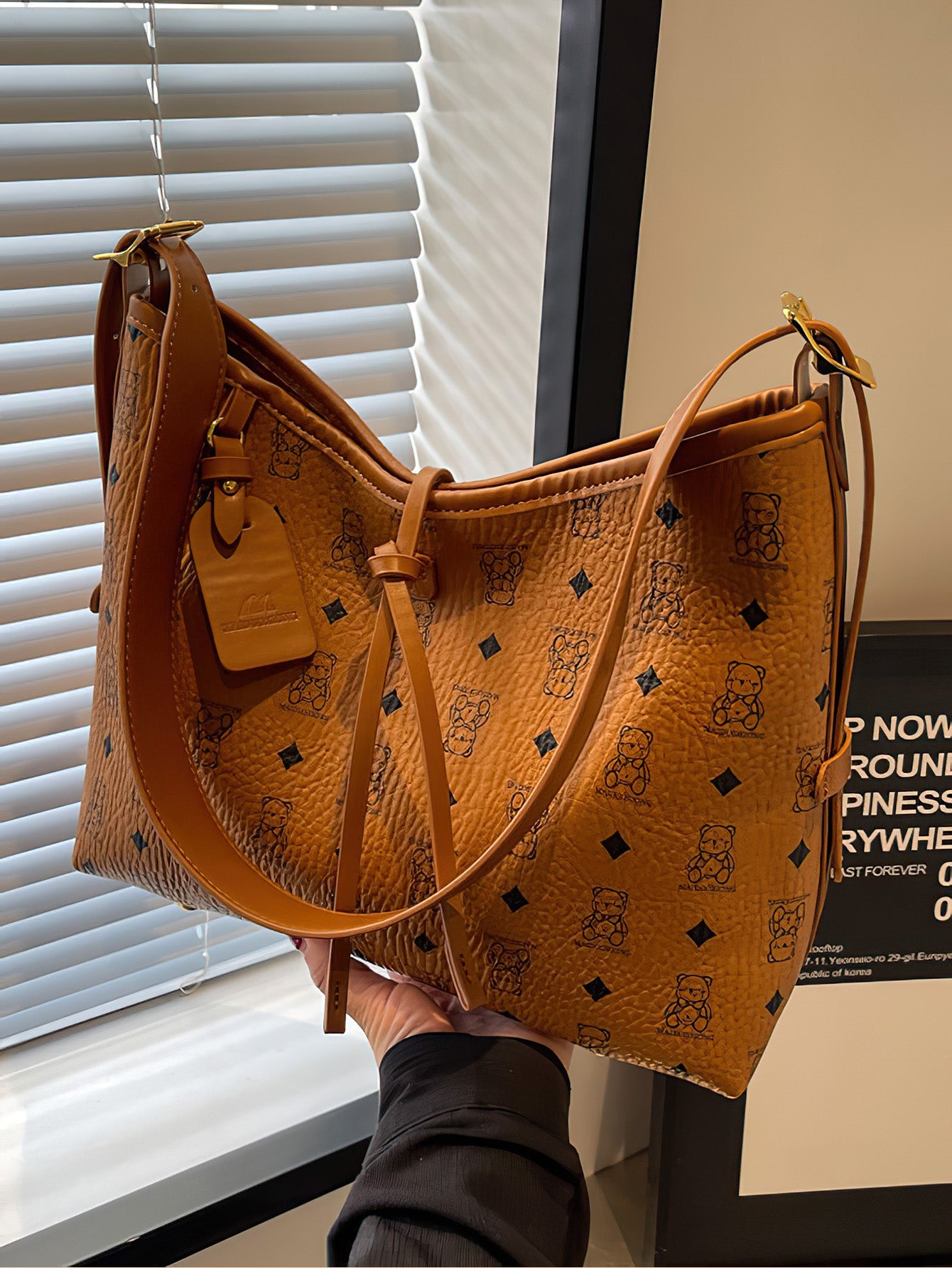 Stylish Single-Shoulder Tote Bag - Spacious Commuter Bag - 5 Colours