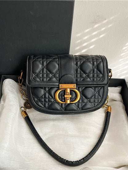 Urban Elegance Redefined: Luxe Saddle Bag with Diamond Quilting - 7 Colours
