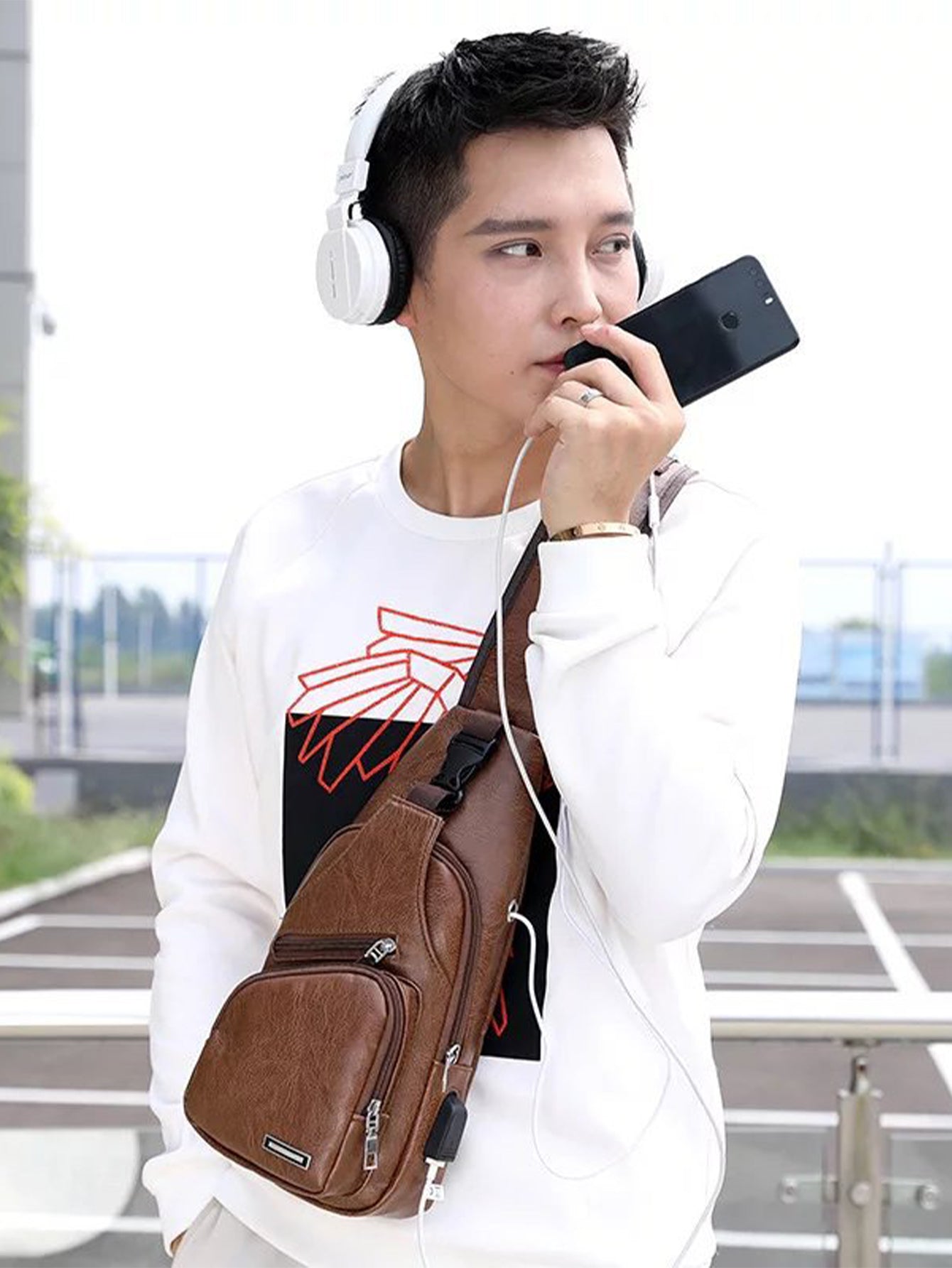 USB Charging Multifunctional Leisure Chest Bag