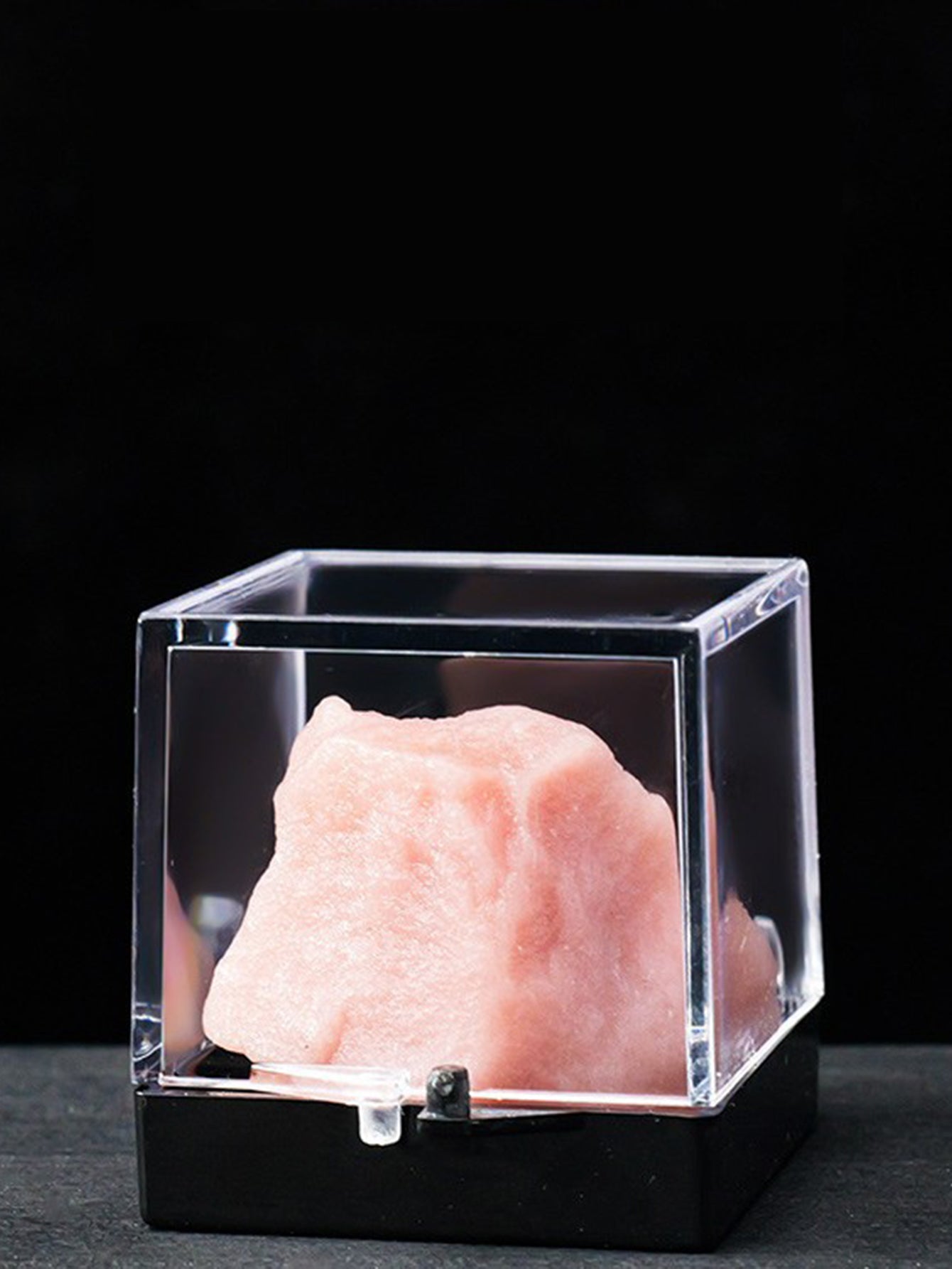 Natural crystal ore specimen collection box