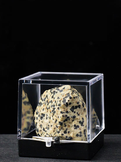 Natural crystal ore specimen collection box
