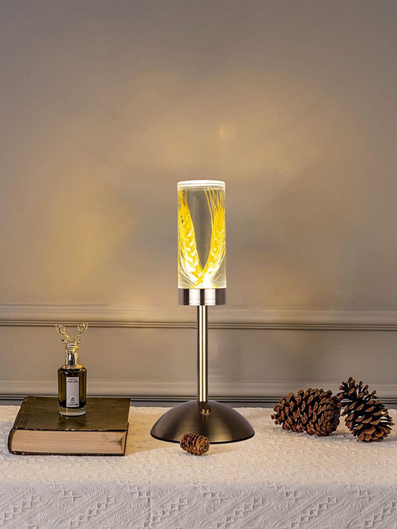 New Eternal Flower Acrylic Desk Lamp