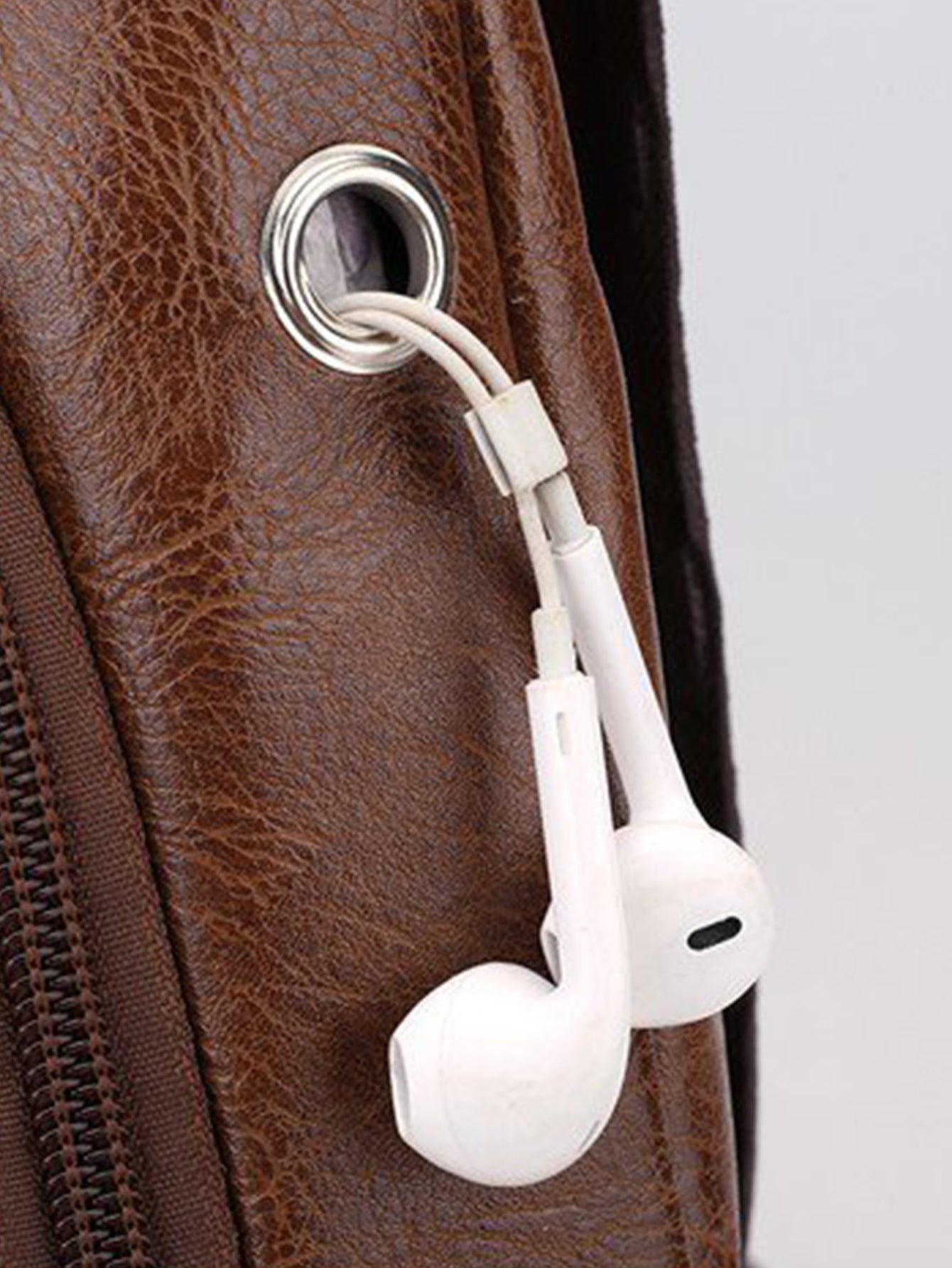 USB Charging Multifunctional Leisure Chest Bag