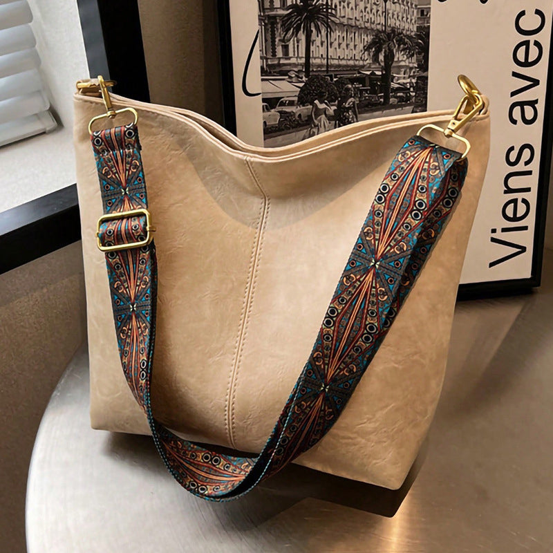 Retro geometric print sling bag