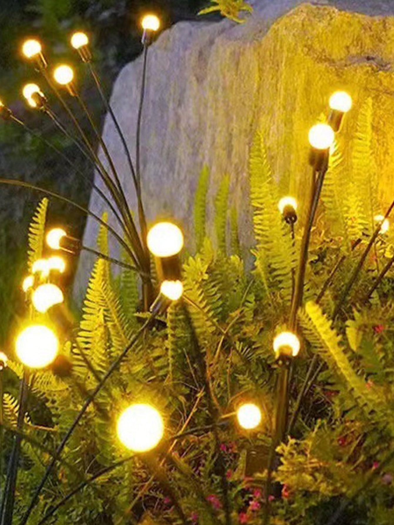 Outdoor Solar Swinging Firefly Light