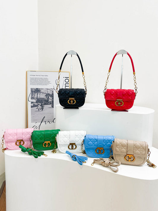 Urban Elegance Redefined: Luxe Saddle Bag with Diamond Quilting - 7 Colours