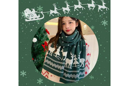 **Christmas Reindeer Knit Scarf (Three Colors Available)**