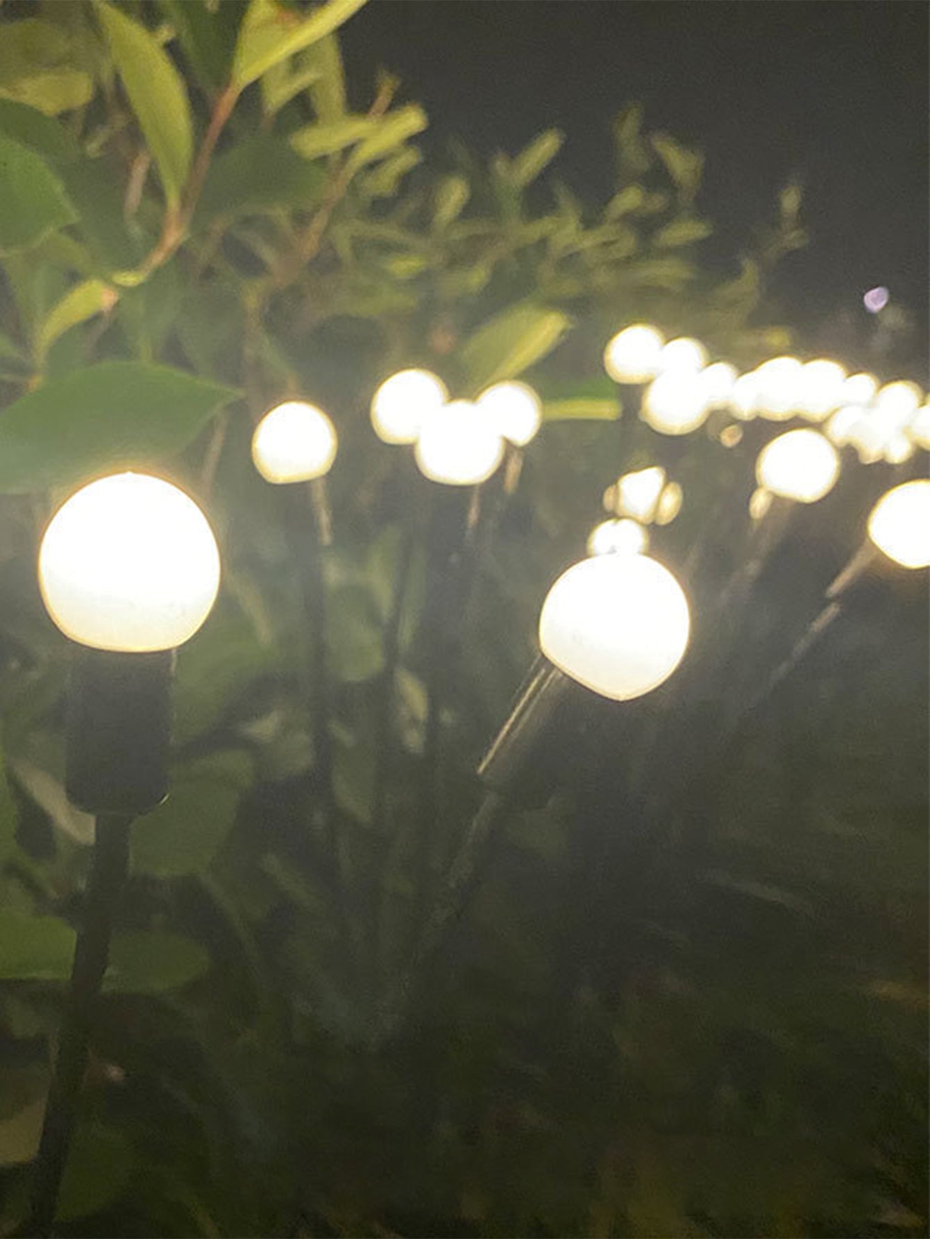 Outdoor Solar Swinging Firefly Light