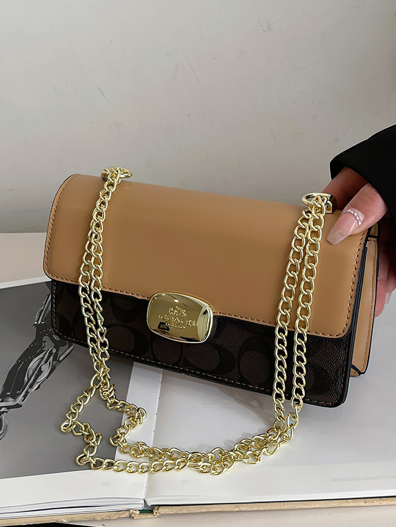 Chic Chain Crossbody Bag: Versatile Mini Square Bag for Effortless Style - 7 Colours