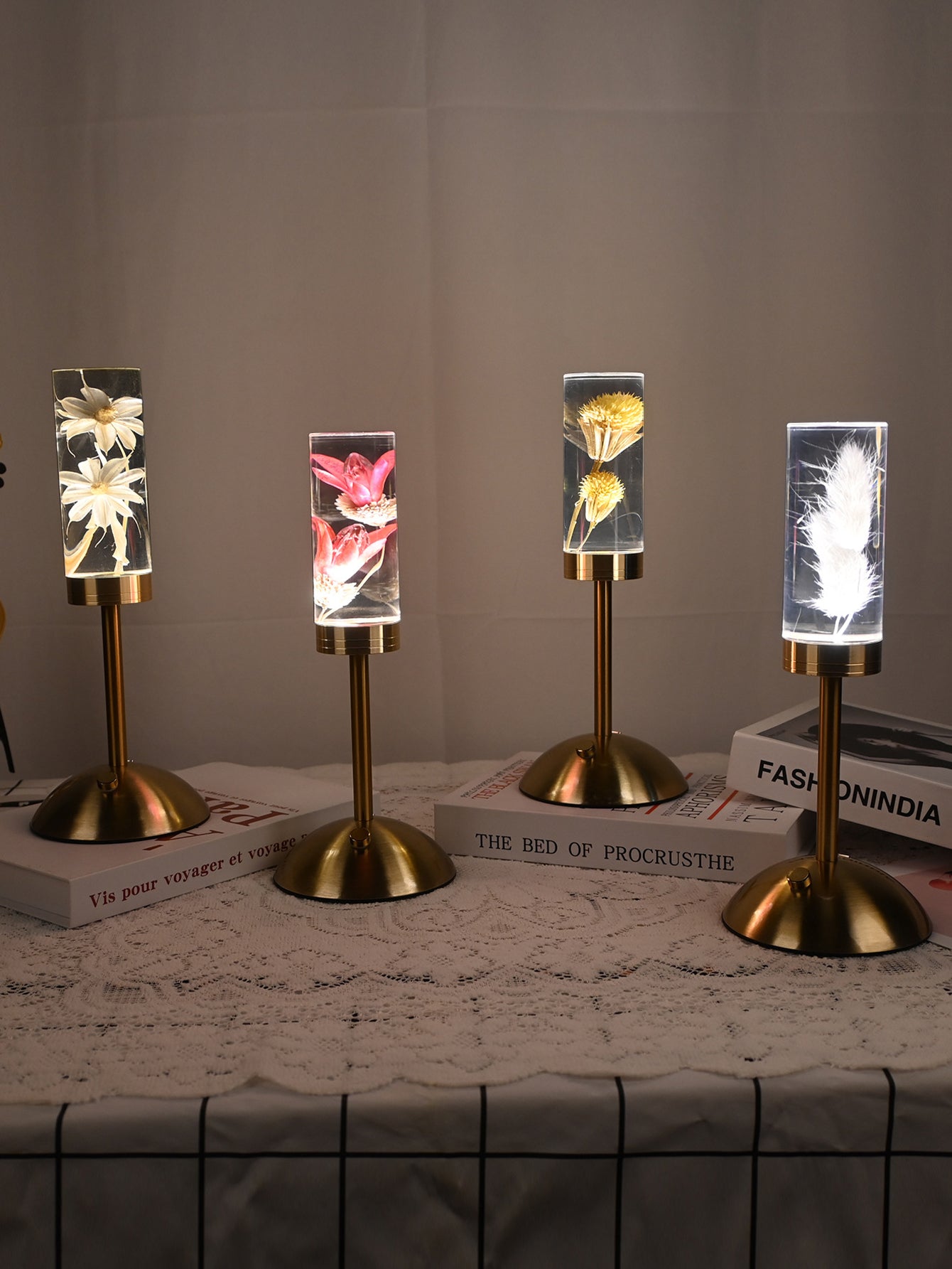 New Eternal Flower Acrylic Desk Lamp