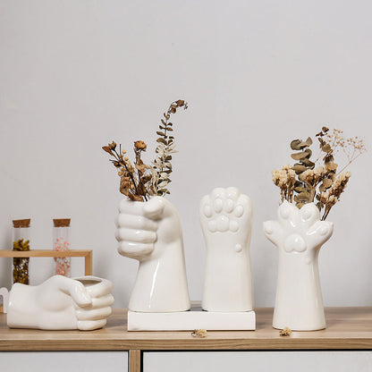 Modern simple ceramic hand shaped vase